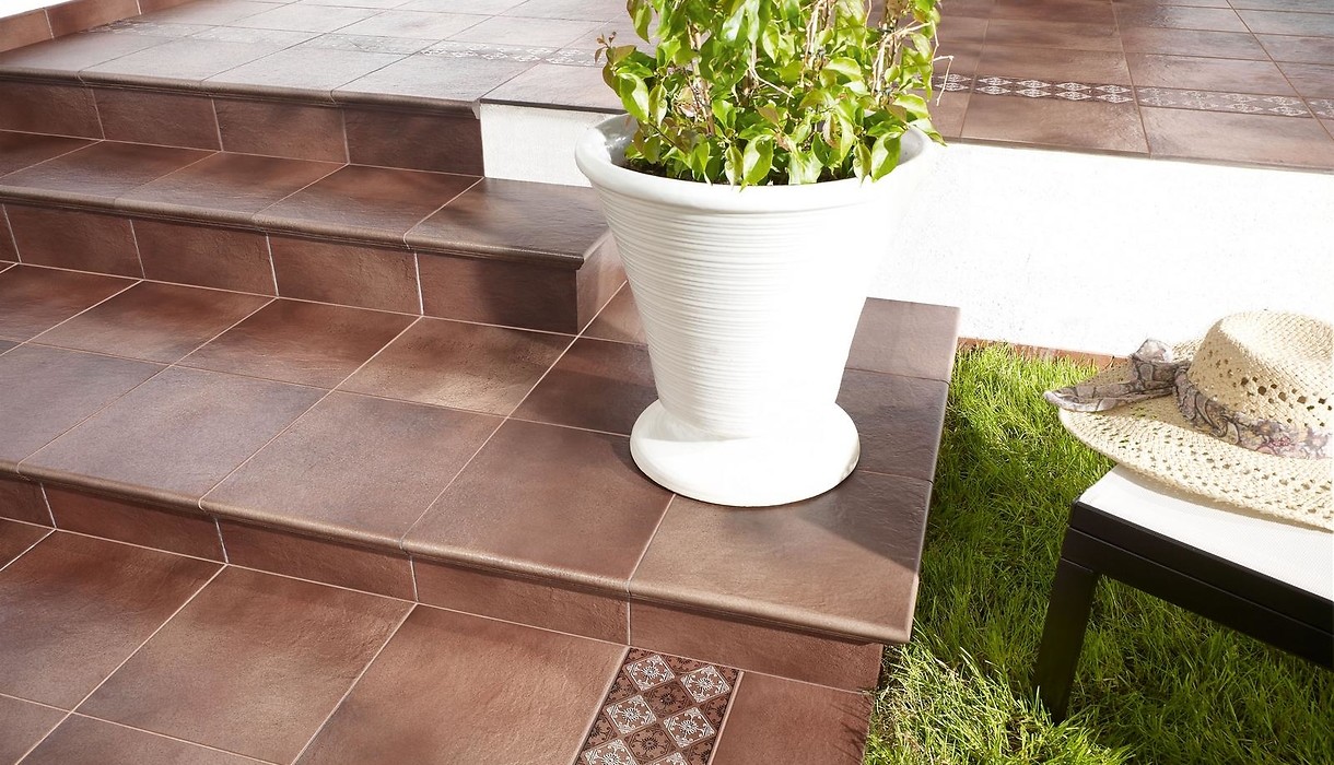 SOLAR brown 4